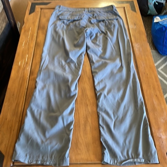 Prana Roll Up Hiking Pants Size 10 - Picture 8 of 13